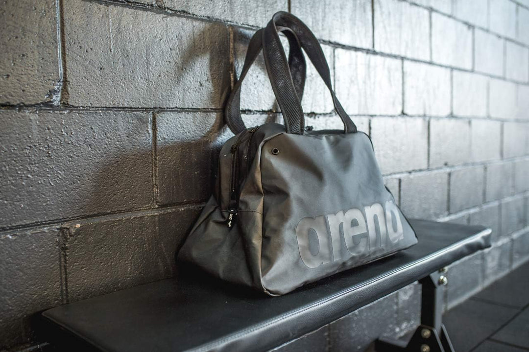 ARENA Unisex – Erwachsene Schultertasche Fast All Black Sporttasche, one Size