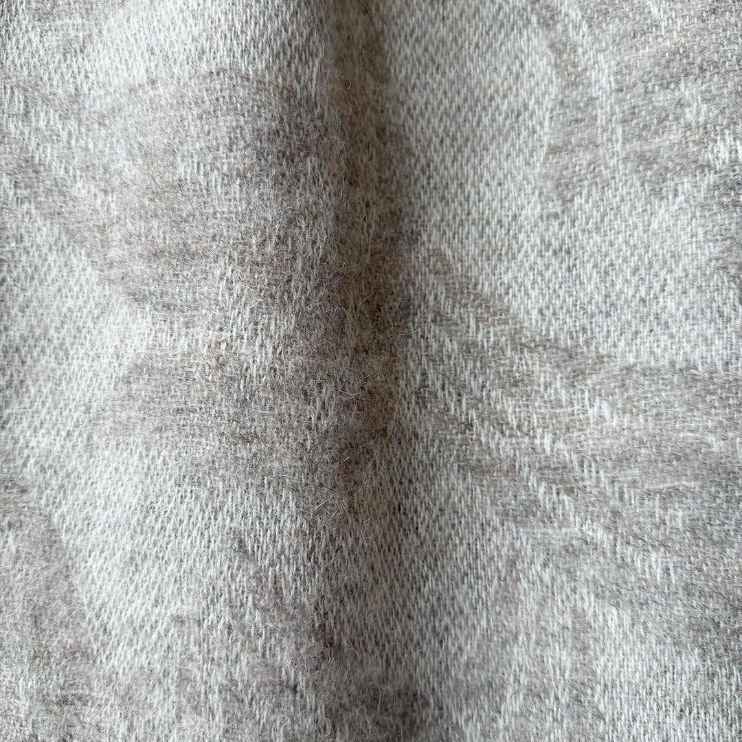 JOWOLLINA Wolldecke Plaid mit Fransen 100% Merinowolle (130x180 cm, Herringbone Grau) 130x180 cm Her