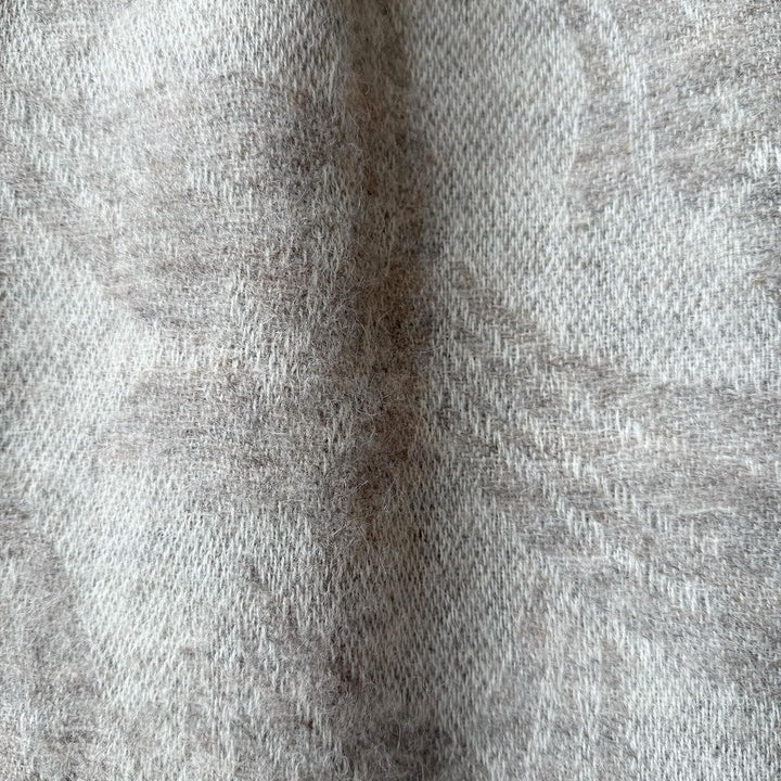 JOWOLLINA Wolldecke Plaid mit Fransen 100% Merinowolle (130x180 cm, Herringbone Grau) 130x180 cm Her