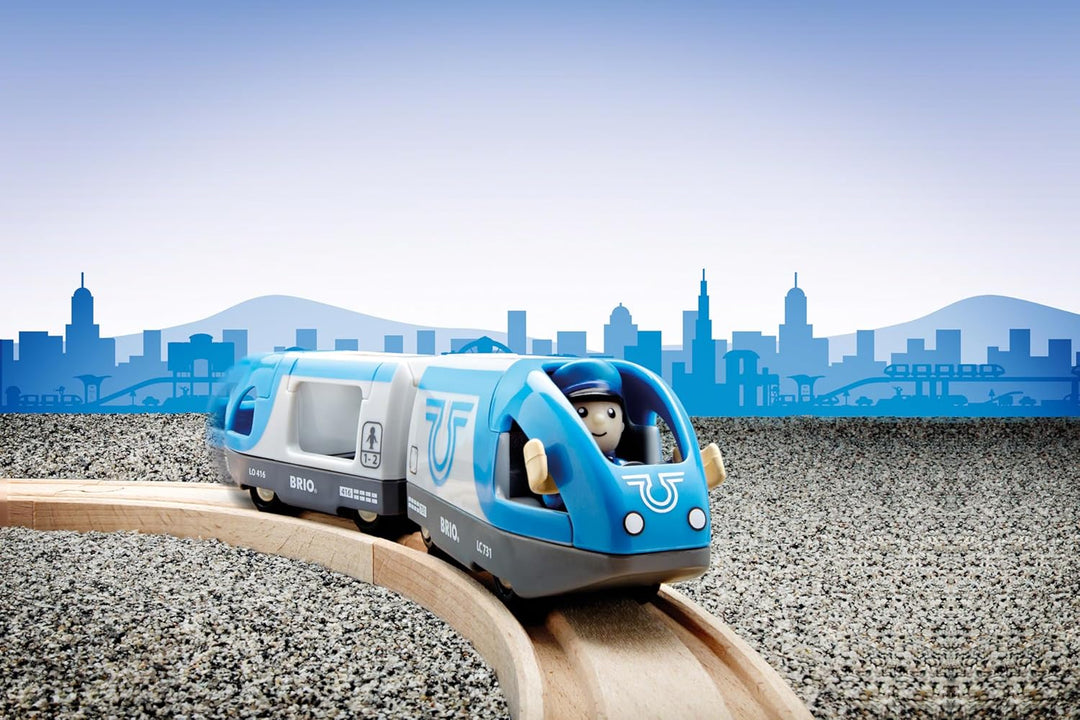 BRIO Bahn 33506 - Blauer Reisezug (Batterielok) Ohne zusätzliche Batterien