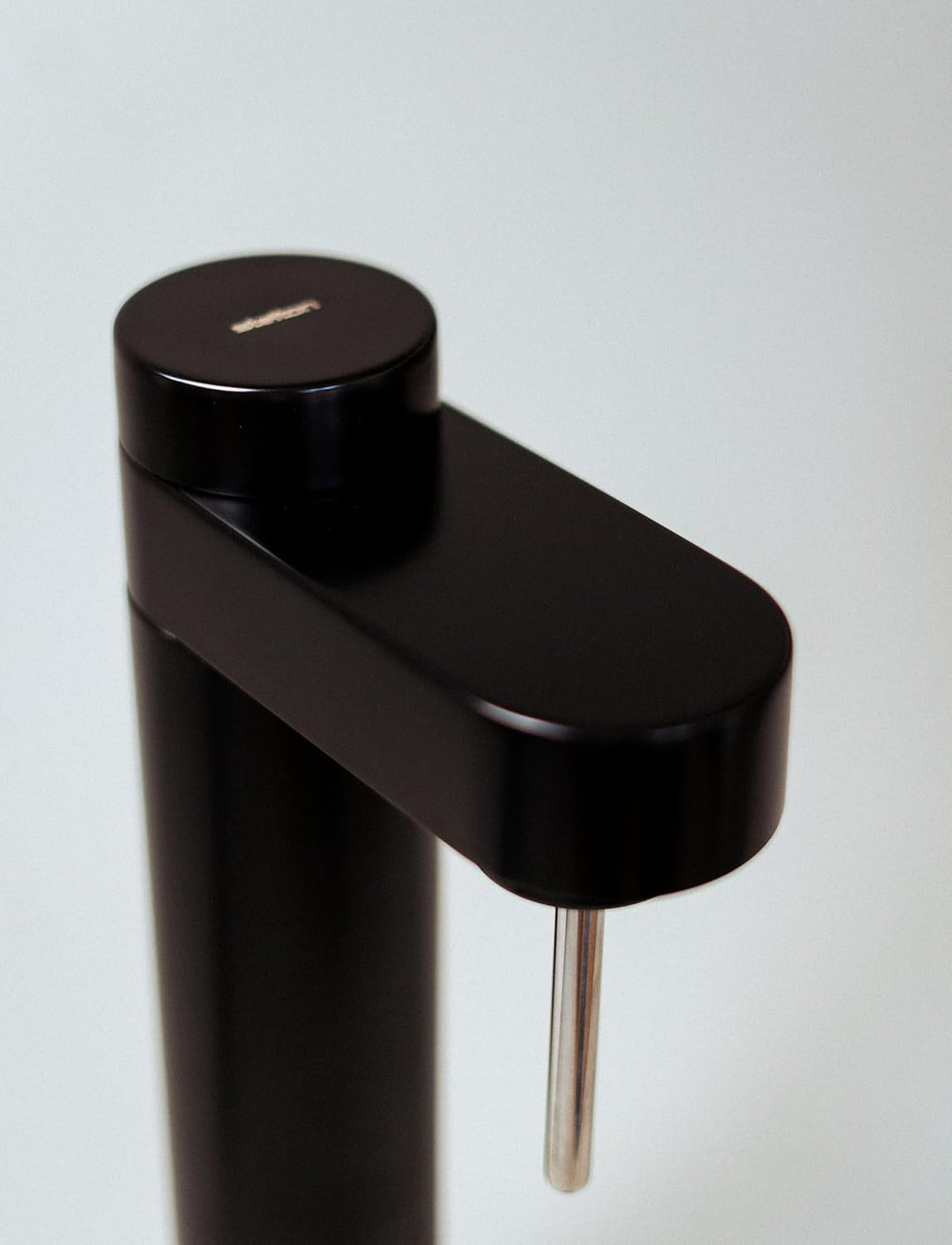 Stelton CO2 Carbonator, Brus Wassersprudler Schwarz Metallic
