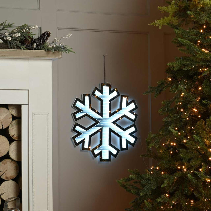 Festive 40 cm hängende Schneeflocke Unendlichkeitslicht