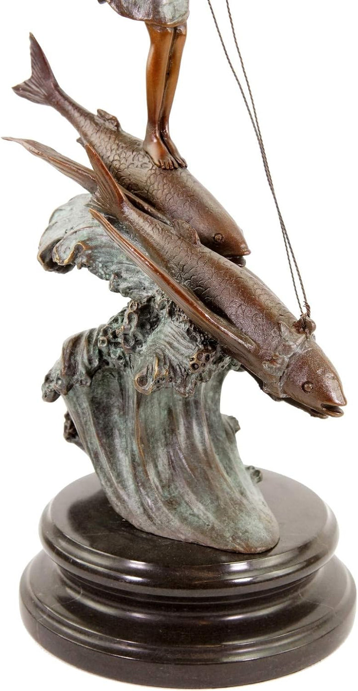 Limitierte Jugendstilfigur - Elfe reitet Fliegende Fische - signiert Milo - nummerierte Statue auf M