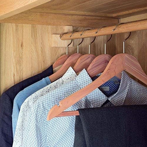 Hangerworld 24 Zedernholz Kleiderbügel 44cm Mit rutschfestem Hosensteg
