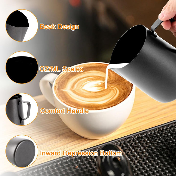 APACALI 2 Stück Milchkännchen Edelstahl Schwarz, Barista Milchschaumkännchen mit Messung Mark und La