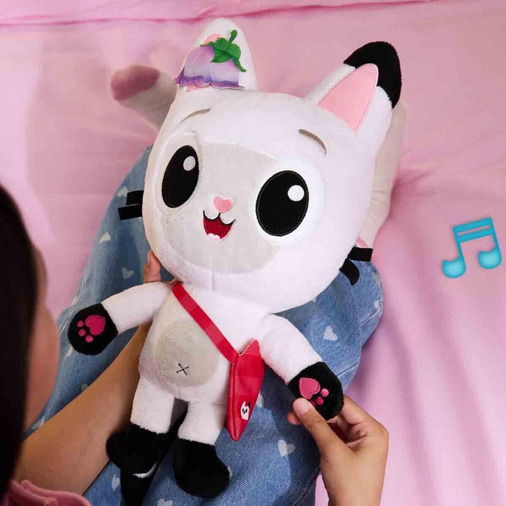 DREAMWORKS GABBY'S DOLLHOUSE: DER FILM - Interaktiver Plüsch Panda Pfötchen, 33cm mit Tasche & Zubeh