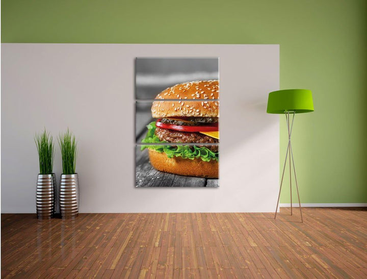 Pixxprint appetitlicher Cheeseburger als Leinwandbild/Grösse: 3 Teilig (120x80) cm/Wandbild/Kunstdru