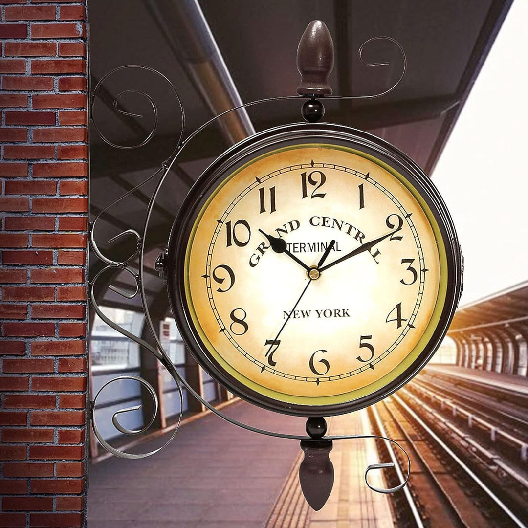 ConBlom Doppelseitige Bahnhofsuhr, im Retro Design Schmiedeeisen runde Bahnhofsuhr, Wohnen Nostalgie