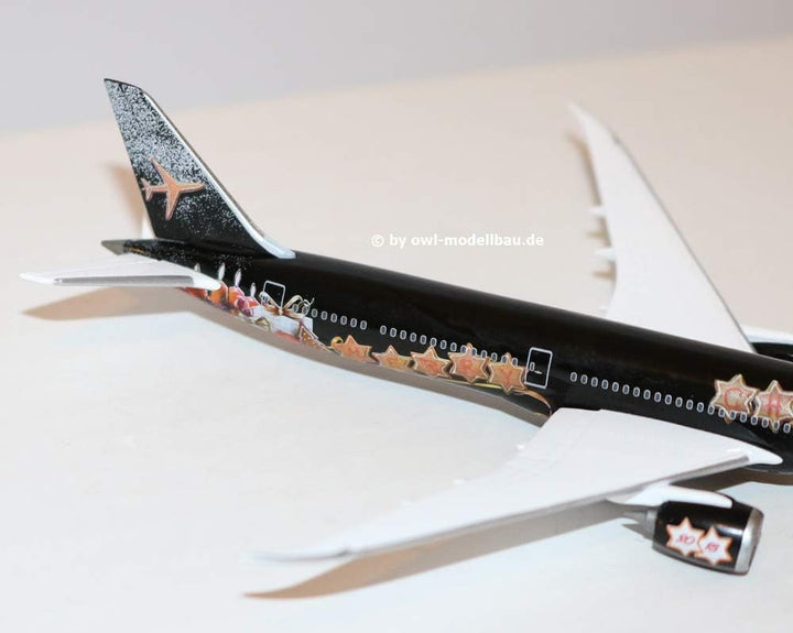 Herpa 531740 Other License B787-10 Weihnachten 2018, farbig