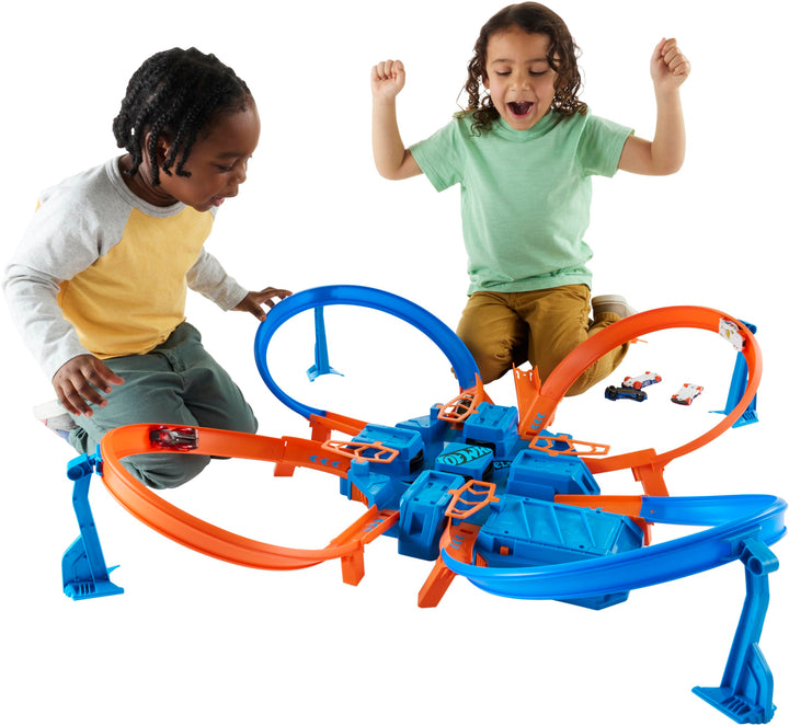 Hot Wheels DTN42 - Trackset, mit Rampen, Kreuzungen und Looping, Parkplätzen, + 1 Fahrzeug B01ARGC5F