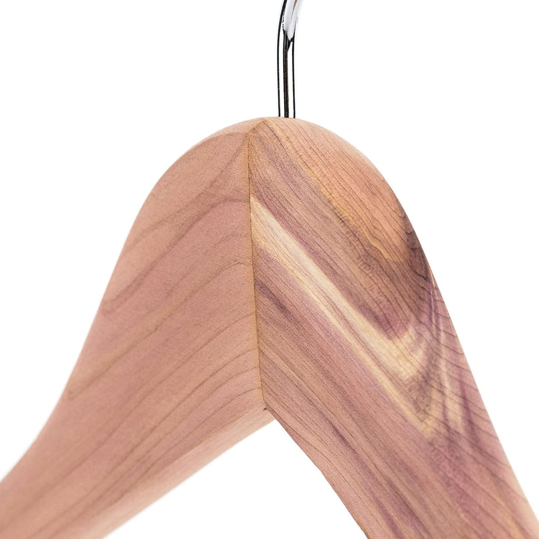Hangerworld 10 Zedernholz Kleiderbügel 44cm Natürlicher Mottenschutz im Kleiderschrank, 10