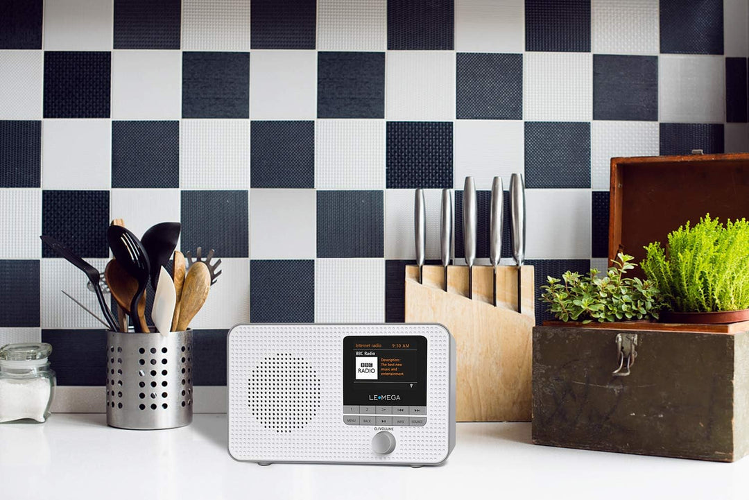 LEMEGA IR1 Tragbares WiFi Internetradio,DAB/DAB+/FM Digitalradio,Bluetooth,Doppelwecker,Schlaf-Snooz