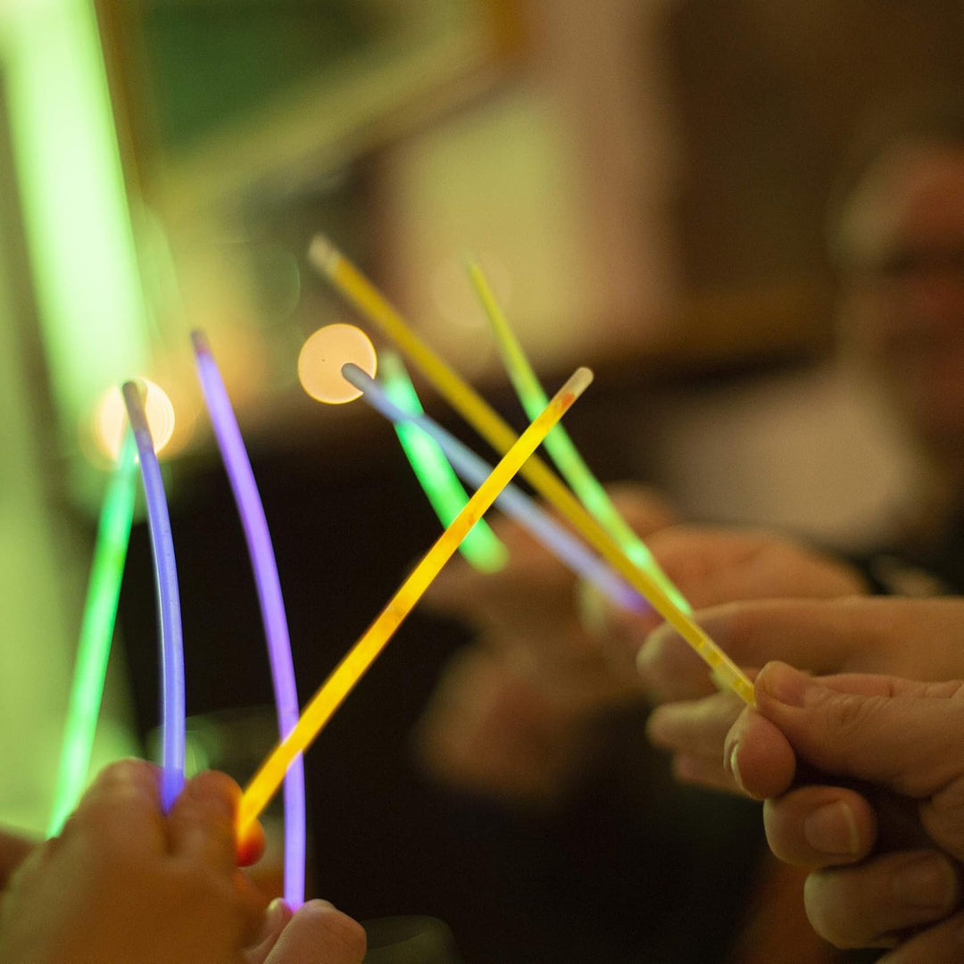 Relaxdays 500 x Knicklichter inklusive 520 x 3D-Verbinder, 8 h Leuchtdauer, Glow Stick, Leuchtstäbe