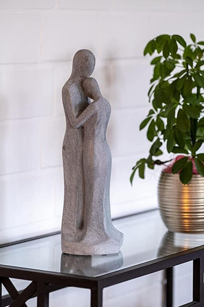 IDYL Moderne Skulptur Figur Sandsteinguss Liebespaar | wetterfest | grau | 15x14x45 cm | Dekoration