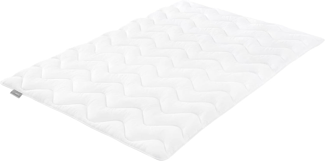 Traumnacht Basis Steppbett Duo Winterdecke, für den Winter, mit kuschelig weichem Microfaserbezug in