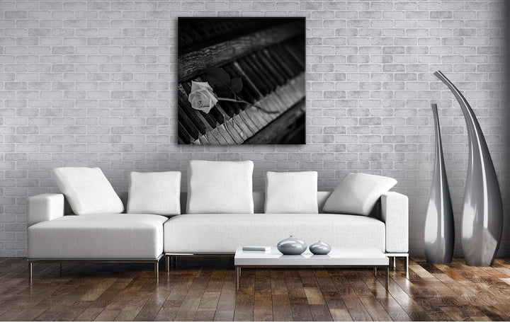 deyoli gelbe Rose auf einem sehr Alten Klavier Format: 70x70 Effekt: Schwarz&Weiss als Leinwandbild,