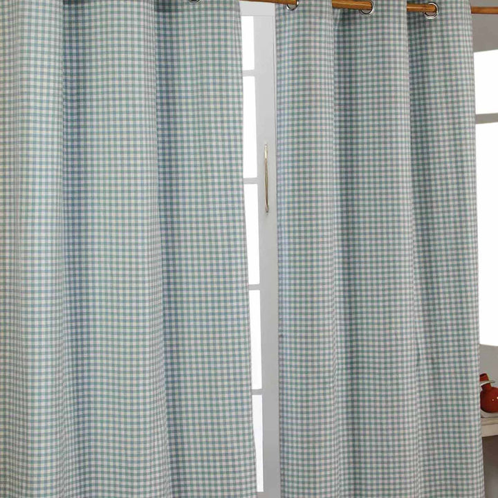 HOMESCAPES handgewobener Vorhang Ösenvorhang Dekoschal Gingham im 2er Set, 137 x 182 cm, 100% Reine