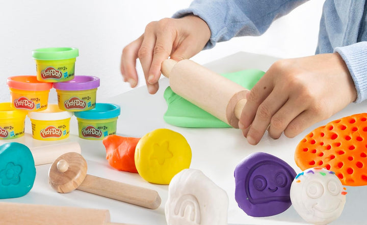 roba x Play-Doh Kompaktes Spielset - FSC-Holzwerkzeuge, 6 Knetdosen &amp; Schürze - Nachhaltiges, spielf