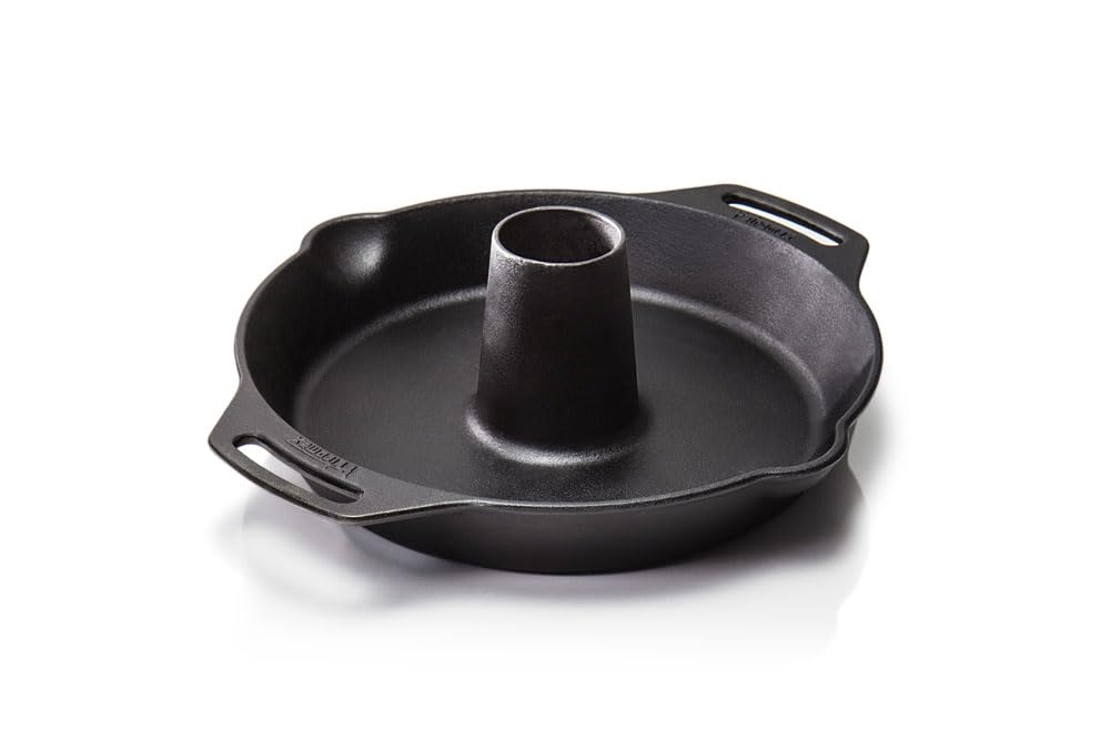 Petromax Gusseisen Geflügelbräter cf30 – 2-in-1 Dutch Oven mit Vertiefung für ein saftiges Hähnchen.
