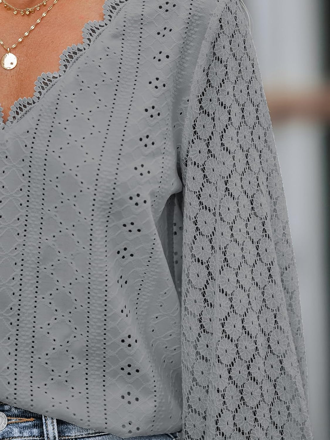 CUPSHE Damen Blusen V-Ausschnitt Spitzen Wellenkante Puffärmel Langarmshirt Lässige Lace Oberteile T