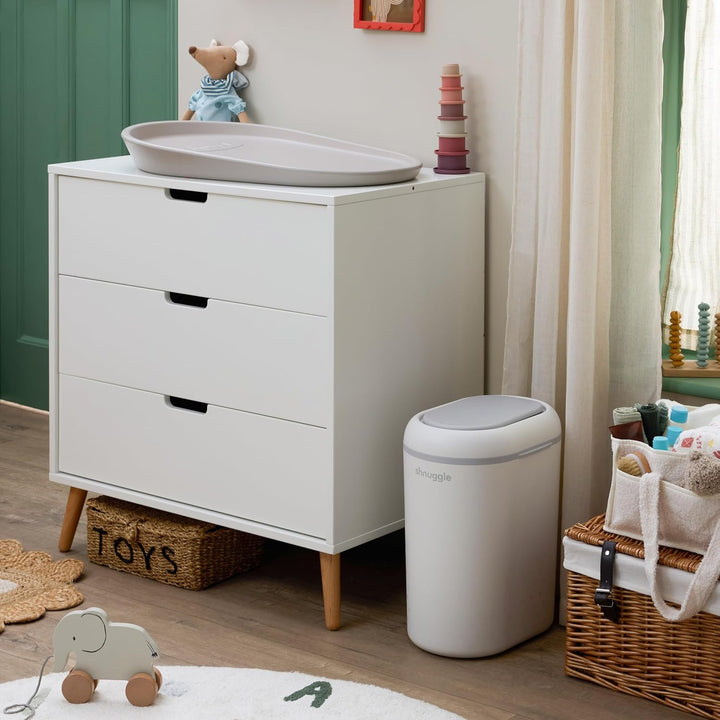 Shnuggle Eco-Touch Baby-Windeleimer mit umweltfreundlichen Müllbeuteln, fängt Gerüche, Keime und Bak