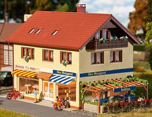 FALLER Metzgerei/Bäckerei Modellbausatz mit 569 Einzelteilen 190x125x125mm I Modelleisenbahn Zubehör