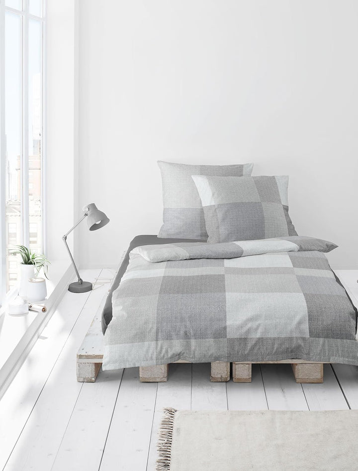 Bierbaum Bettwäsche 6520, Mako-Satin, Made in Germany, silber 13, 135x200 + 80x80 cm 135x200 Kariert