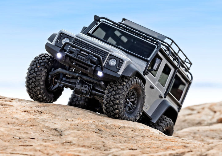 TRAXXAS TRX-4M Silber 1/18 4x4 LD Land Rover Defender Scale Crawler inkl. Akku Lader 4WD RTR