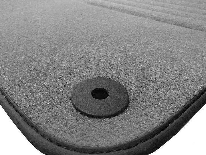 Premium Velourmattenset für Mercedes SLK R170 Bj. 1996 – 2004 PREM GRAU runde Befestigungen Mit Absa