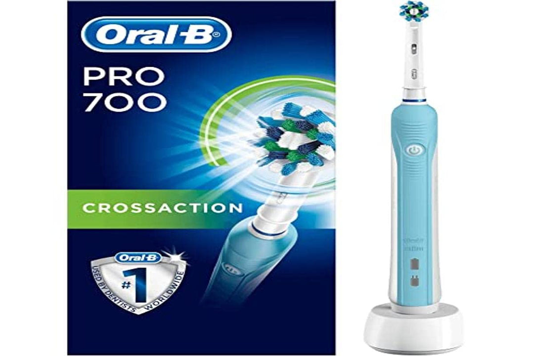 Oral-B Pro700 Vitality elektronische Zahnbürste, mit Crossaction Aufsteckbürste Cross Action, Cross