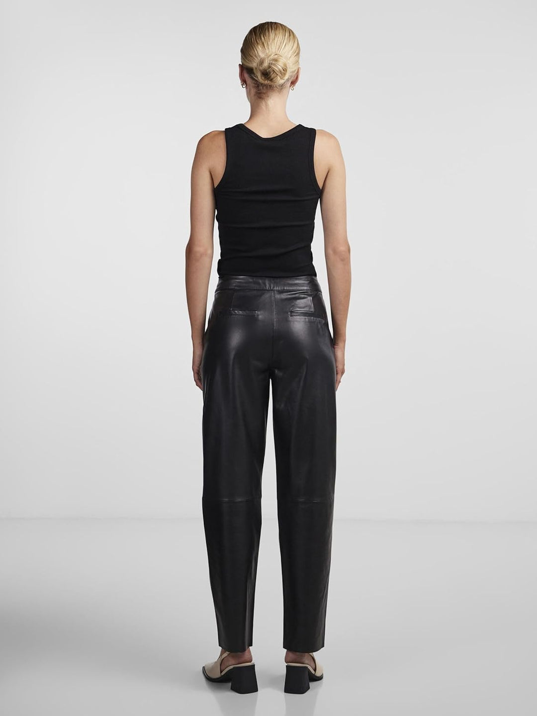 YAS Damen Yasline Hmw Leather Pant Noos Hose XS Schwarz, XS Schwarz