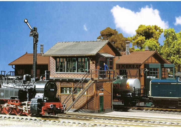 FALLER Stellwerk Mittelstadt Modellbausatz mit 364 Einzelteilen 83 x 62 x 101 mm I Modelleisenbahn Z