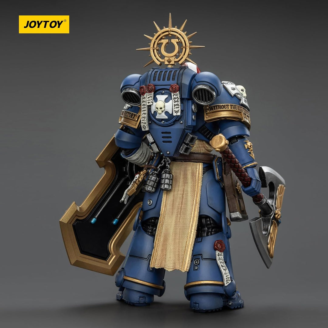 JOYTOY Warhammer 40K Ultramarines Metaurus with Power Axe, Stormshield and Plasma Pistol 1/18 Action