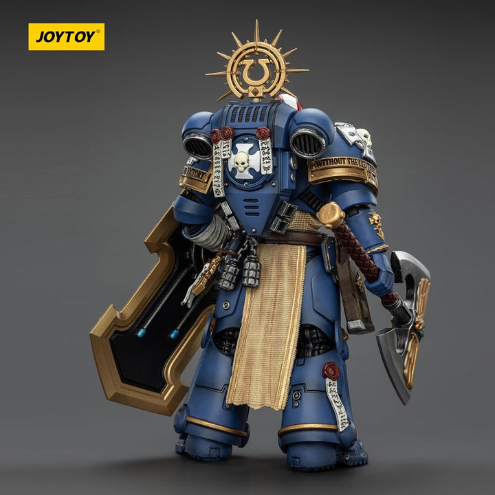 JOYTOY Warhammer 40K Ultramarines Metaurus with Power Axe, Stormshield and Plasma Pistol 1/18 Action
