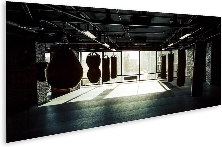 islandburner Bild auf Leinwand Fitnessstudio Mit Boxsäcken Dunkel Bilder Wandbilder Poster Leinwand