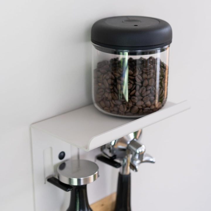FLATE® Barista Rack Mini: Kompaktes Wandregal für Barista Zubehör mit Siebträgerhalter (Orange), Ora