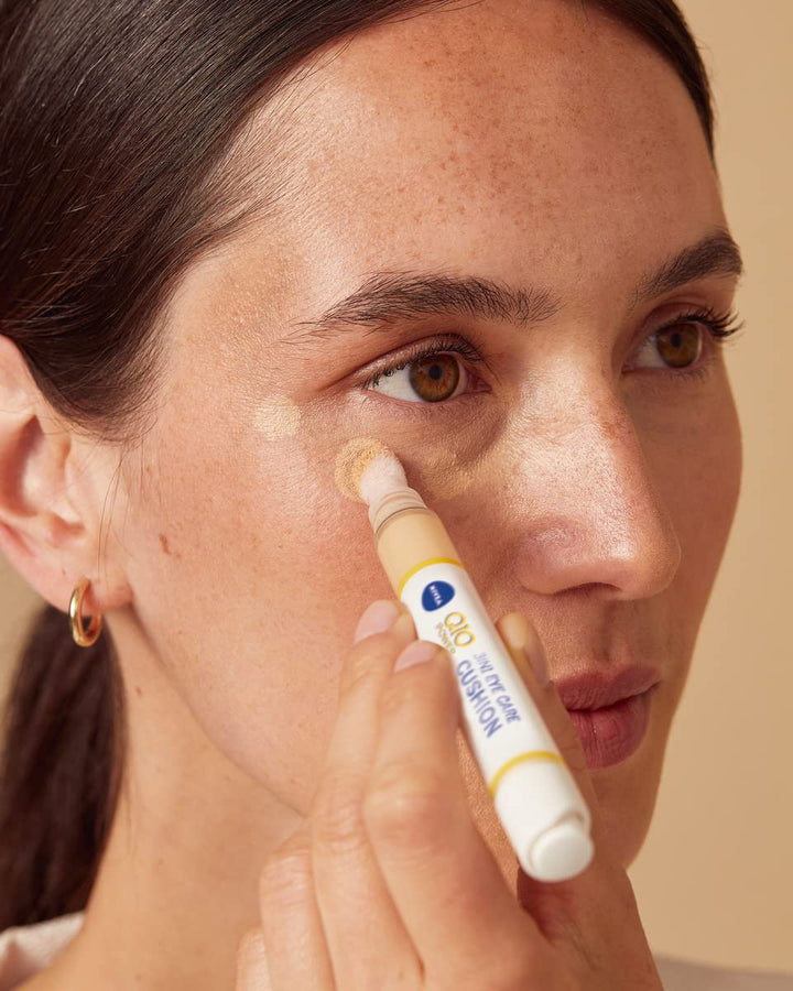 Nivea Q10 Power 3-in-1 Eye Care Cushion Primer, glättend, Korrektur, Anti-Falten, sanfte Formel gege