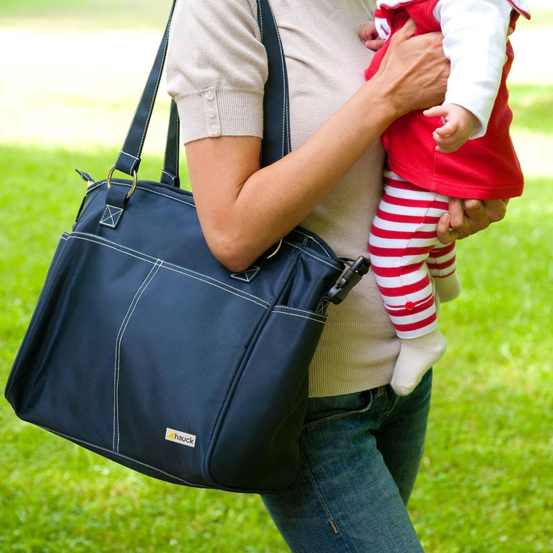 Hauck Baby Wickeltasche mit Unterlage City Bag, XXL Wickel Organizer für Unterwegs mit Aussen- und I