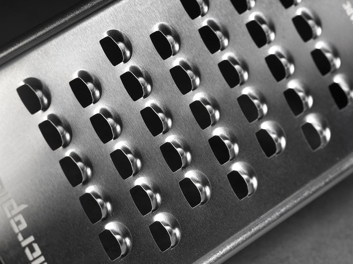 Microplane Reibe Sternenklinge Edelstahl Schwarz Gourmet Serie & Küchenreibe Sehr Grob für Kartoffel