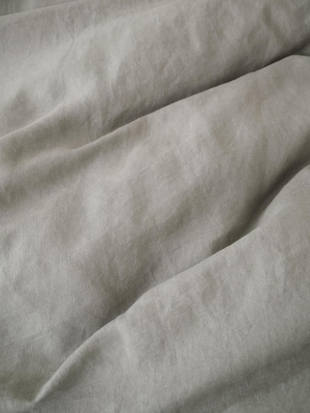 MARC O'POLO Bettwäsche Valka Grey Mist, 200x220 + 2X 80x80 cm - 100% Leinen - Uni 200x220 + 2x 80x80
