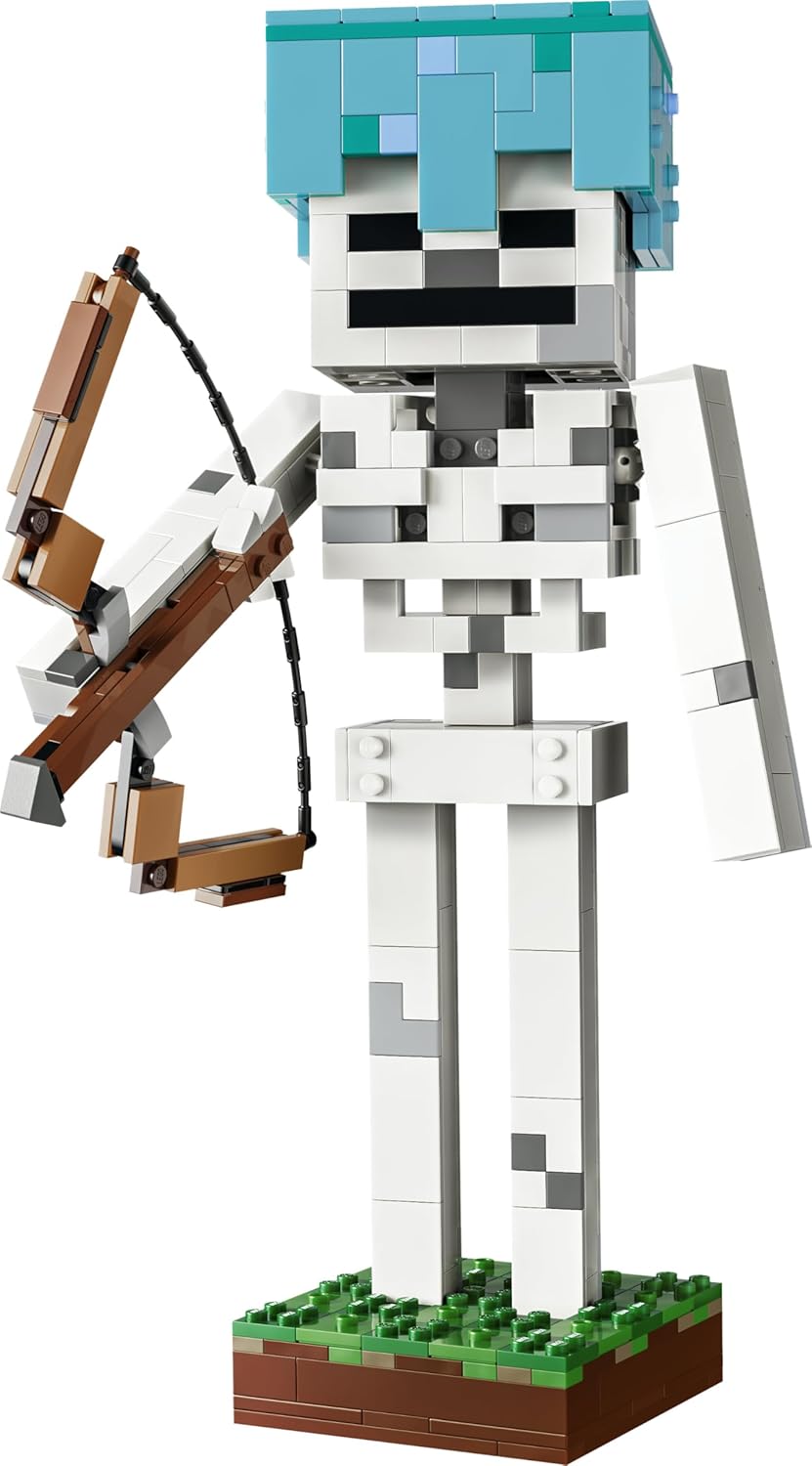 LEGO Minecraft Das Skelett - Mob Figur mit Diamanthelm, Bogen und Pfeil sowie Grasbasis als Zimmerde