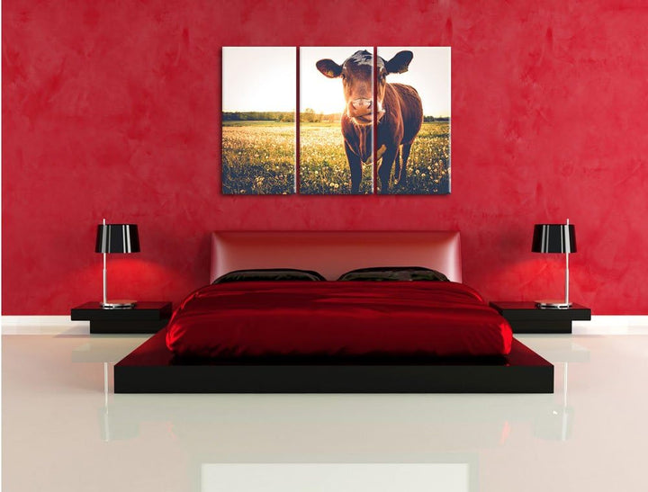 Pixxprint Kuh auf Butterblumenwiese als Leinwandbild/Grösse: 3 Teilig (120x80) / Wandbild/Kunstdruck