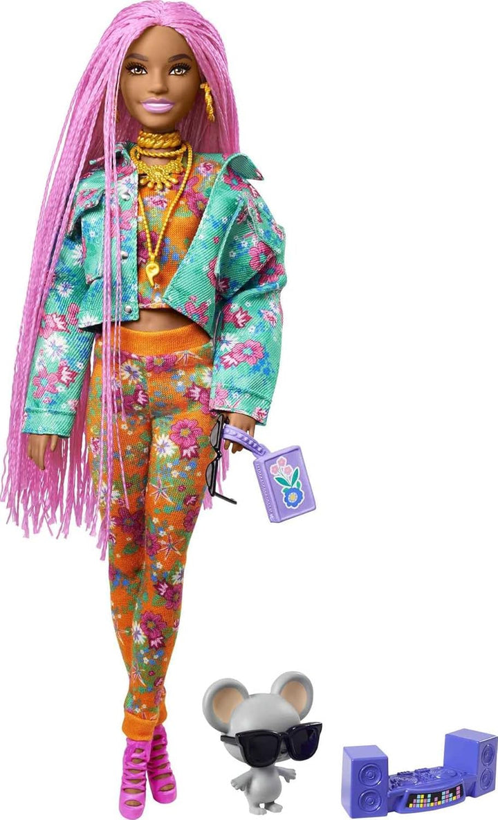 Barbie GXF09 - Extra Puppe, Pinke Flechtzöpfe, in Floral bedruckter Jacke & Hose, DJ Haustier-Maus,