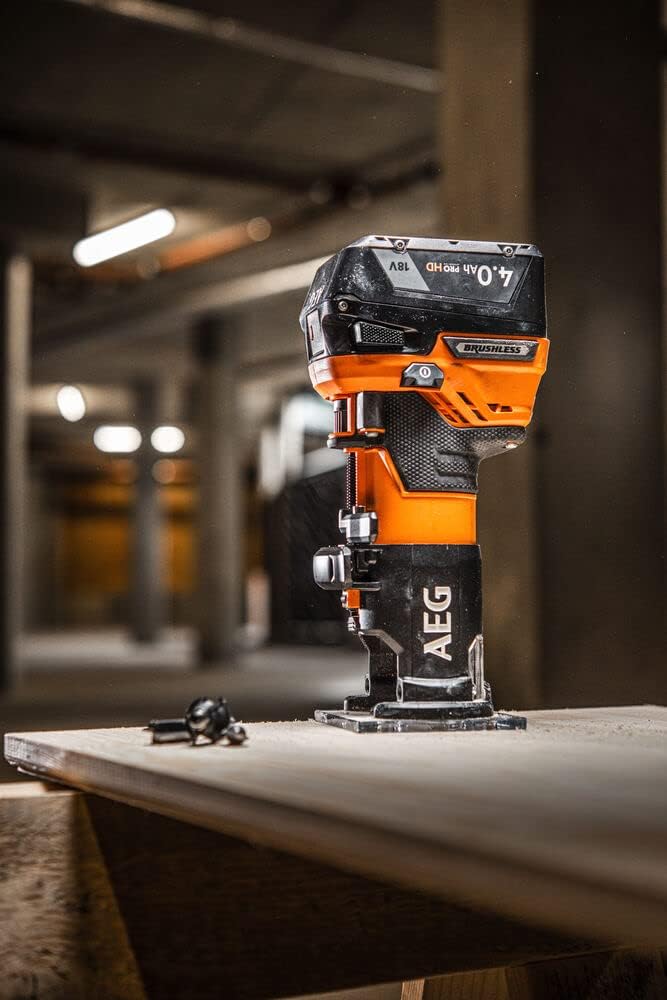 AEG 18 V Pro18V Brushless Akku-Kantenfräser, BOF18BL2-0, ohne Akku u. Ladegerät Kantenfräse 18 V, Ka