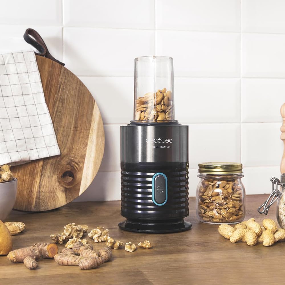 Cecotec Einzel-Standmixer Power Titanium 650 EasyGo Inox. 650W, 4-Klingen-Messer mit schwarzer Titan