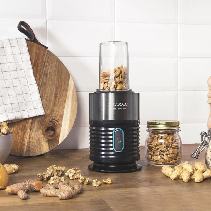 Cecotec Einzel-Standmixer Power Titanium 650 EasyGo Inox. 650W, 4-Klingen-Messer mit schwarzer Titan