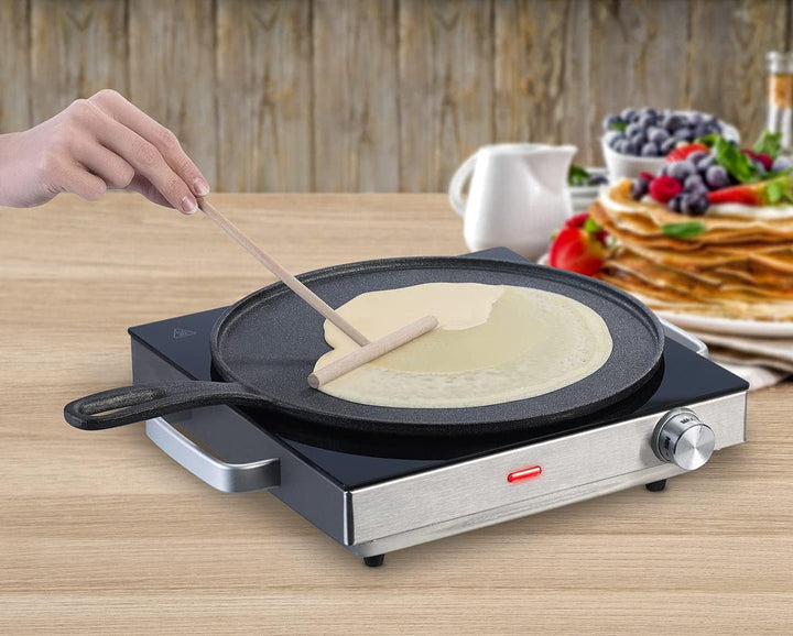 Rosenstein &amp; Söhne Crepepfanne: Gusseiserne Crêpe-Pfanne für Grill und Herd mit Teigverteiler, Ø 28