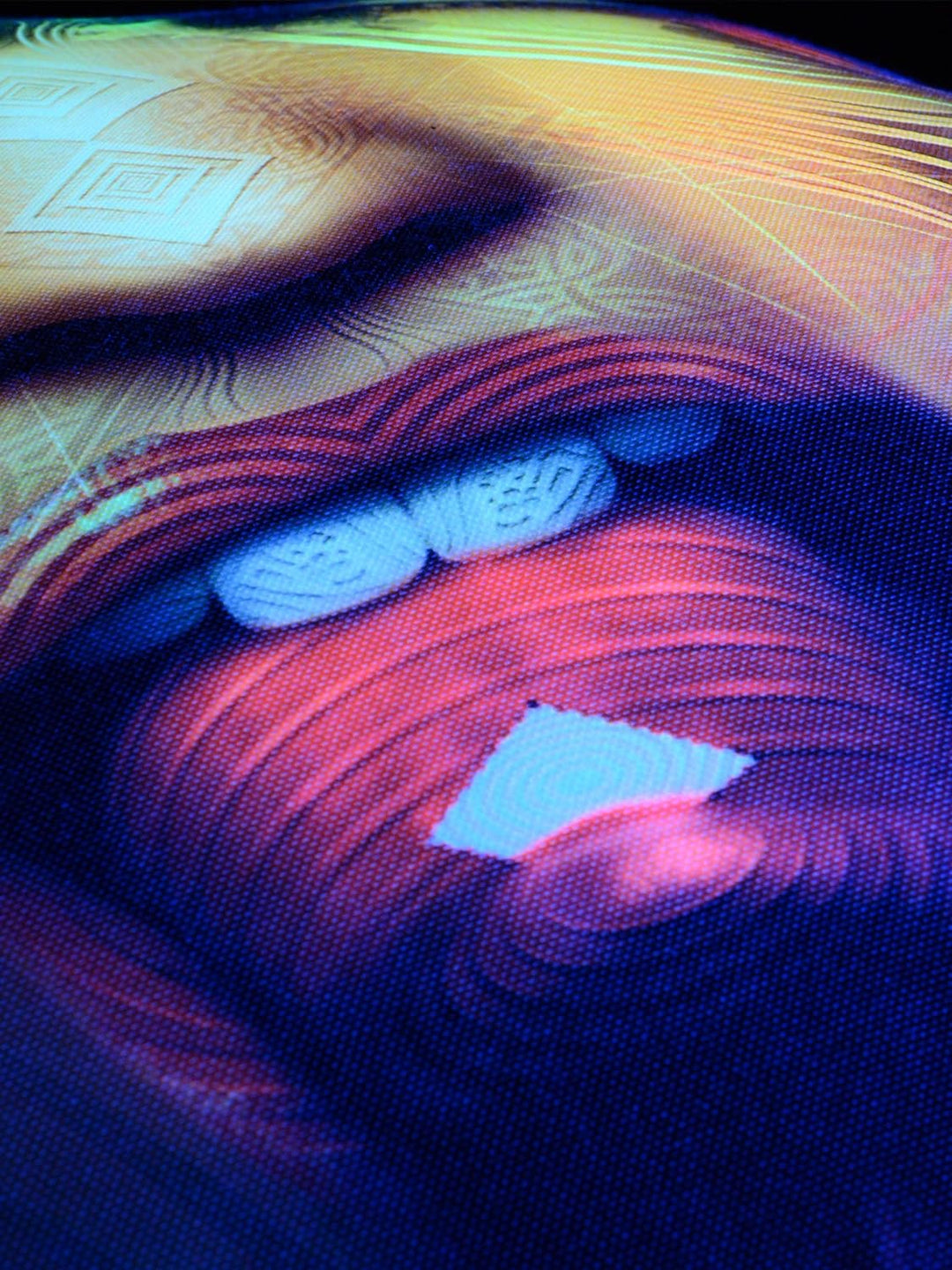 PSYWORK Schwarzlicht Kissen Neon Vermilion, 70x90cm