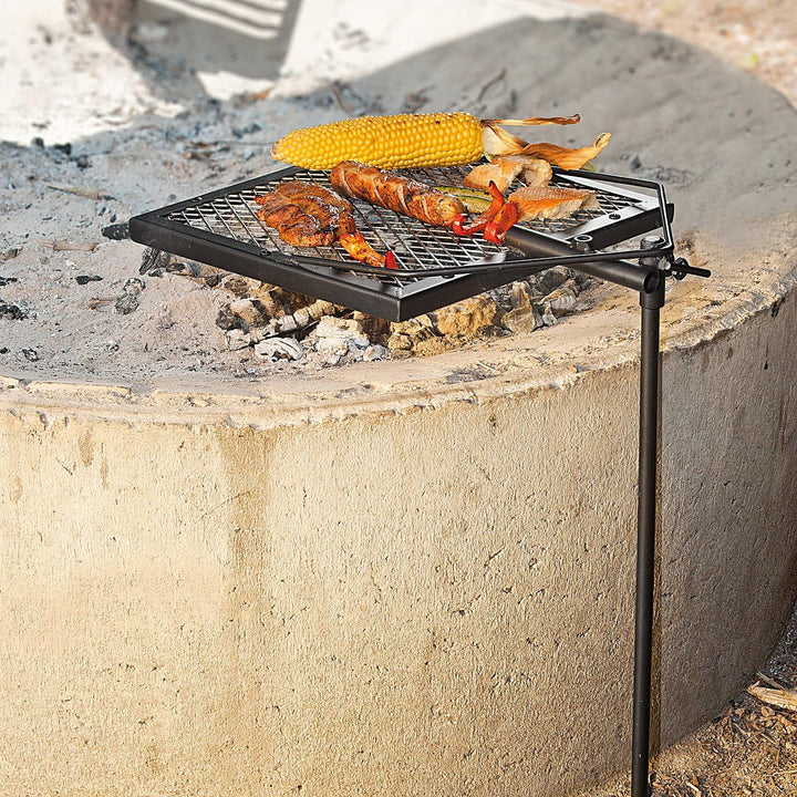 Rosenstein & Söhne Camping Grillrost: Mobiler Lagerfeuer-Grillrost mit Erdspiess, 36 x 36 cm (Grillg