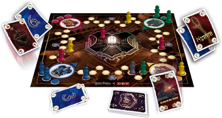 Schmidt Spiele Dog 49423, Harry Potter Design, Familienspiel, Kartenspiel, Normal